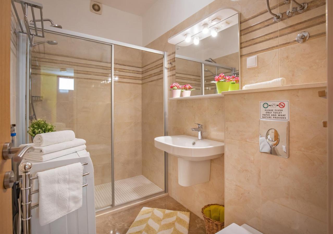 Apartment Ploce Marina Ντουμπρόβνικ Εξωτερικό φωτογραφία